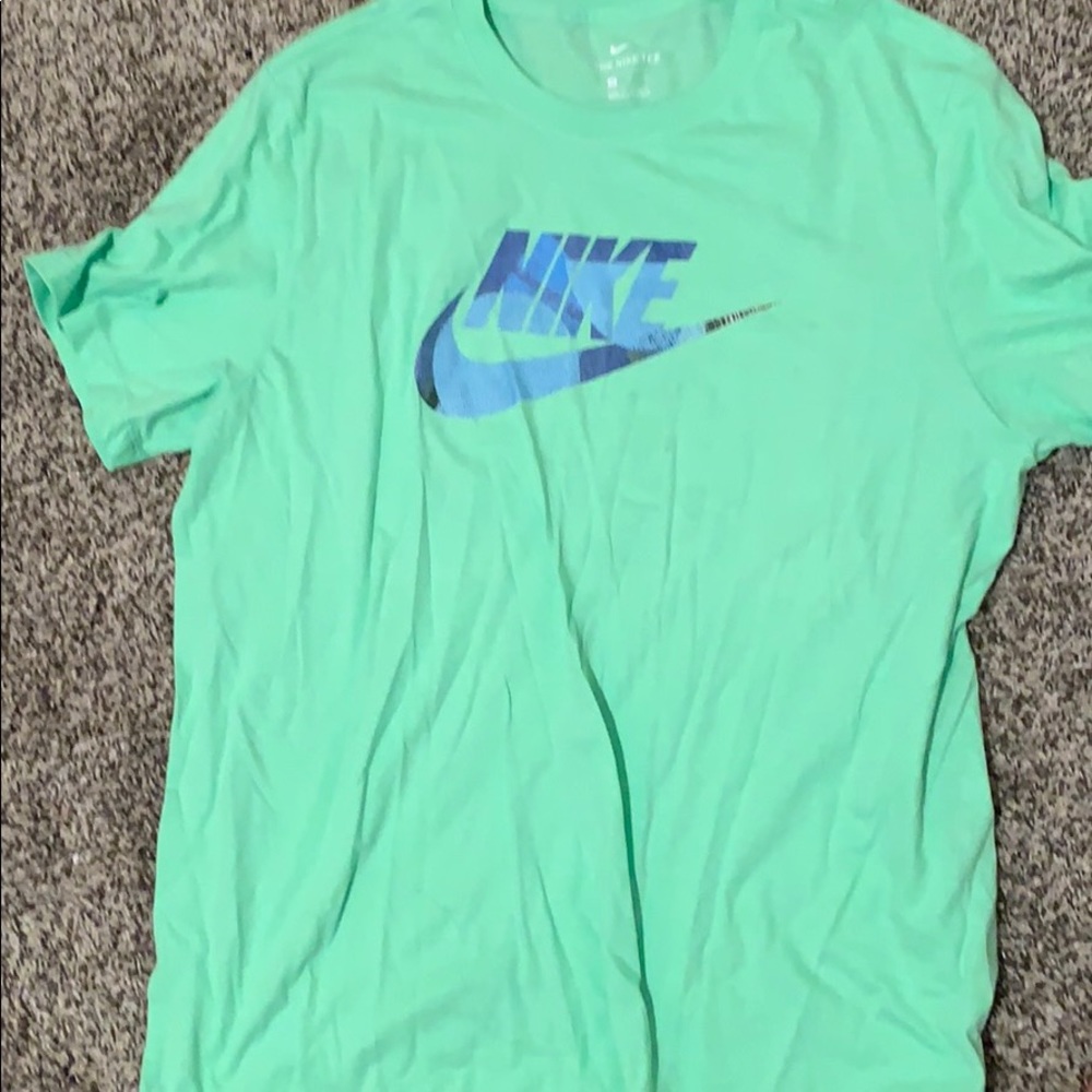 Nike Tee